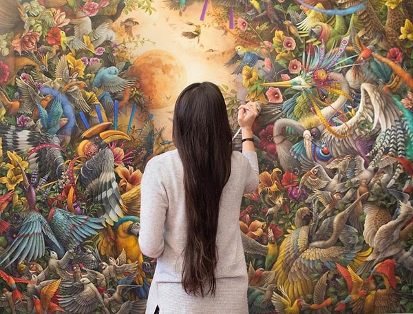 2. Выберите одну из этих картин: