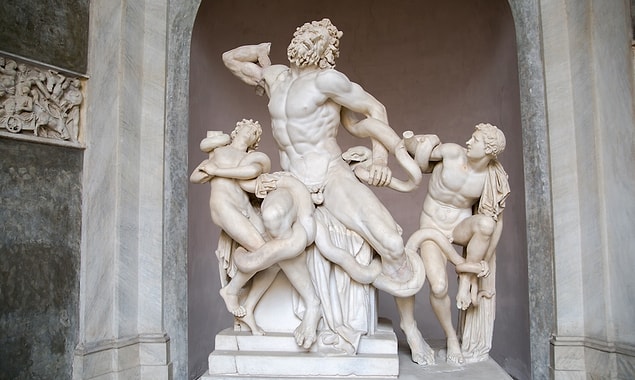 17. Laocoön and His Sons, Hagesandros, Polydoros ve Athanadoros.