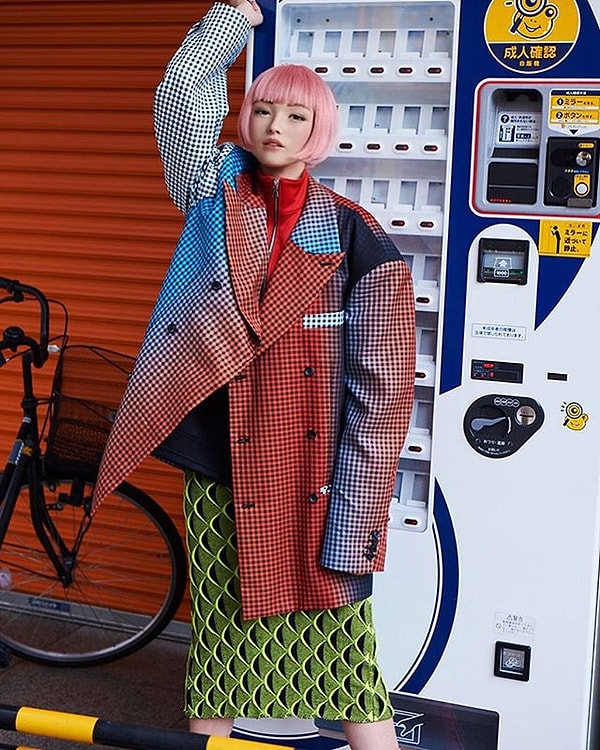 13. Поклонниками красавицы стали не только ее соотечественники, но и представители других стран