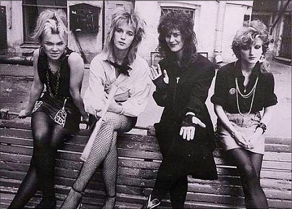 1. Что из этого лишнее?