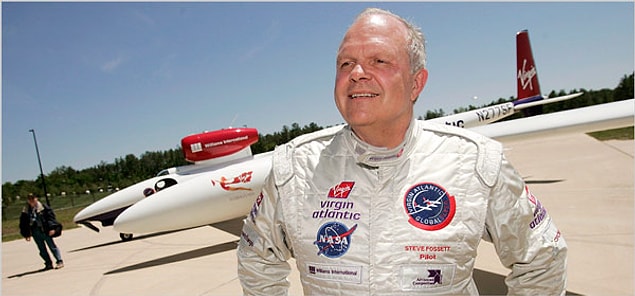 2005: Steve Fossett, hiç durmaksızın ve yakıt ikmali yapmaksızın, tek başına bir uçakla, dünya turu atan ilk kişi oldu.