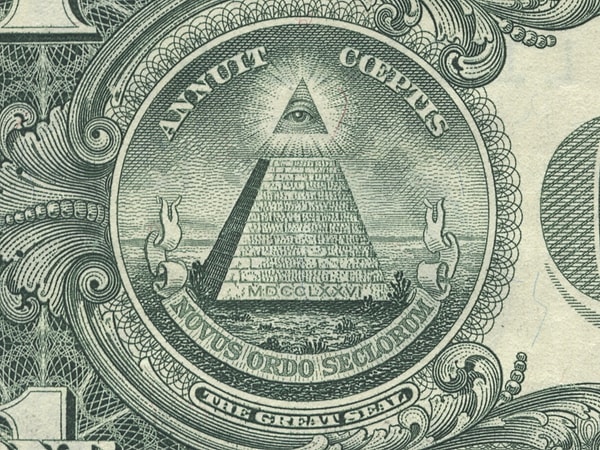 2. При режиме какого диктатора преследовали масонов?