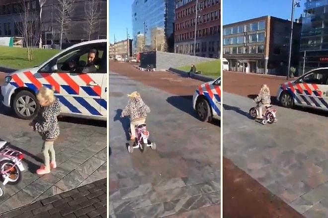 Kendine Yarış Teklif Eden Bisikletli Küçük Kızı Kırmayıp Yarışan Polis