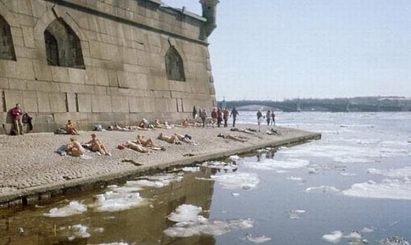 10. Суровый русский пляж. Иностранцы бы поежились от холода