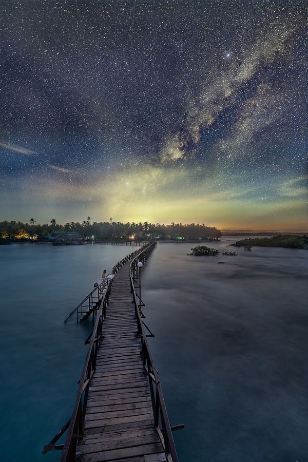 51. Ночной серфинг