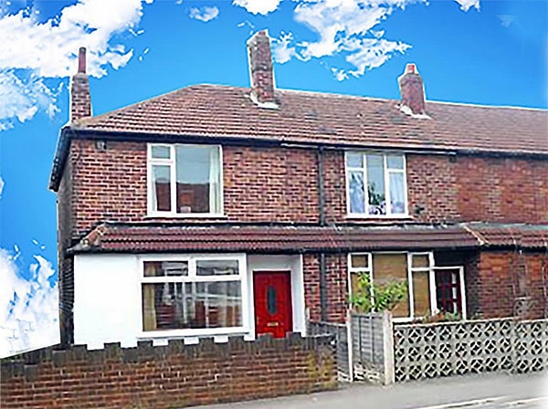 42. Дом находится буквально в минуте ходьбы от края света.