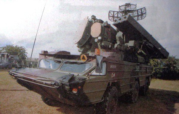 4. Этот зенитный самоходный ракетный комплекс называли "Осой".