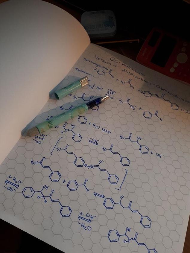 2. This hexagonal graph paper for organic chemistry