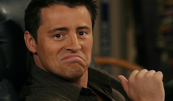 12. Сколько сестер было у Джоуи?