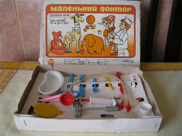 10. Какого набора не существовало?