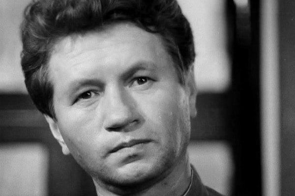 7. Режиссером какого из этих фильмов является не Леонид Быков?