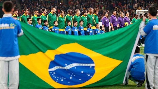 6) Сколько раз Бразилия выигрывала чемпионат мира по футболу?