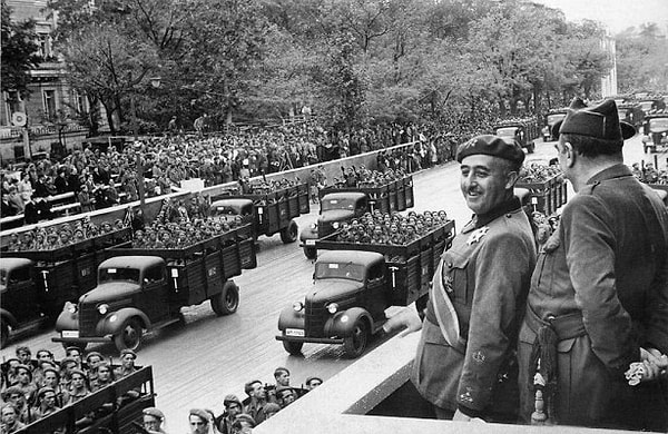 6. Сколько всего стран приняло участие во Второй Мировой войне?