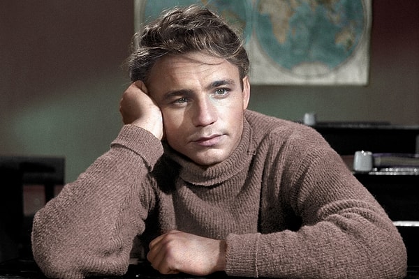 11. Супругой Николая Рыбникова была ...?