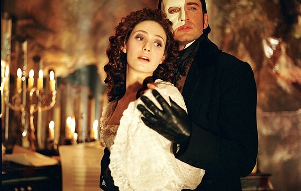 7. Роман "Призрак Оперы" написал...