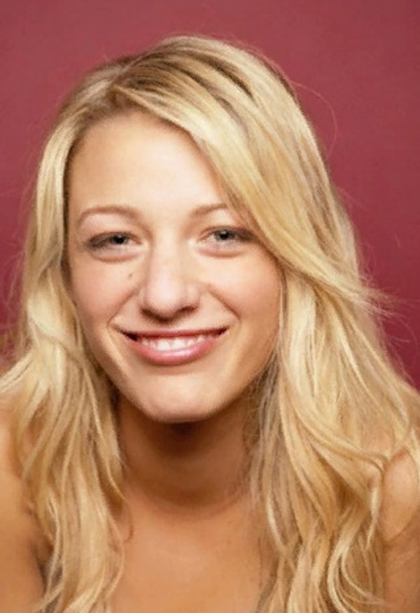 А еще нос Блейк стал изящнее и тоньше, что наверняка является заслугой хорошего специалиста по ринопластике.