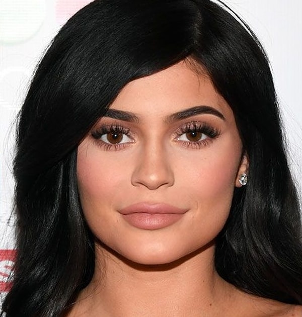 1. Кайли Дженнер