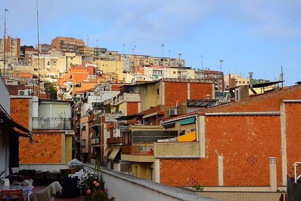 8. Откуда спальный район?