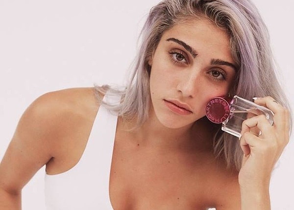 12. И, наконец, перед вами дочь...