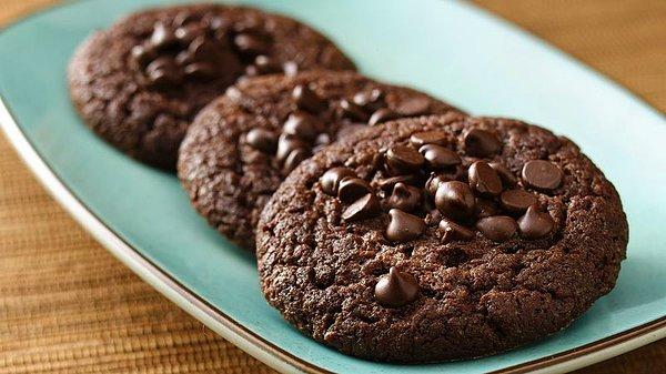 4. Çikolatalı & tahinli kurabiye