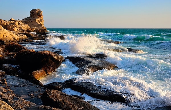 7. Россию омывают 17 морей.