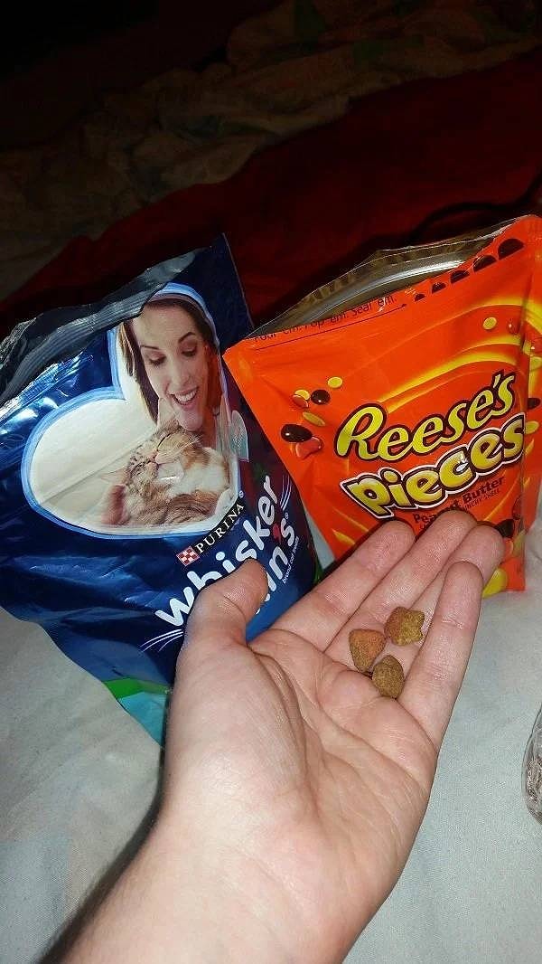 17. Когда рука полезла не в ту упаковку...