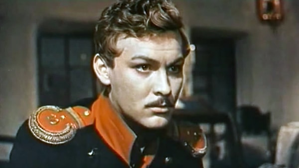 11. Молодой человек - главный герой произведения - соблазнил много девушек, но так и не нашел себе пару.