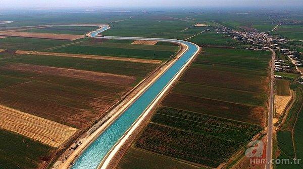 1995 - Güneydoğu Anadolu Projesi (GAP) kapsamında Harran Ovası'na ilk su verildi.