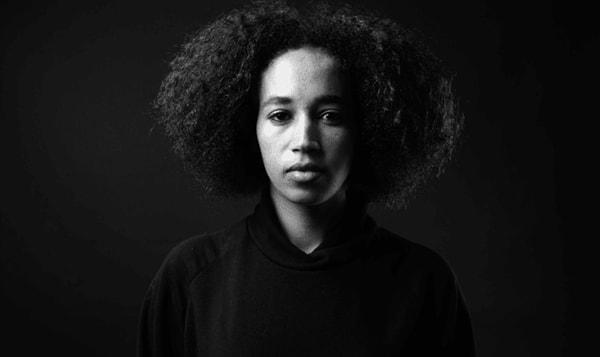 10. Последний вопрос: что переживает эта женщина?