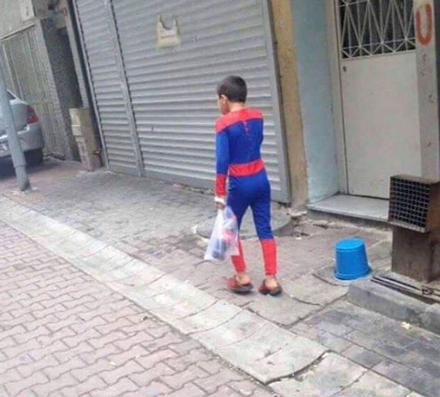 6. Bir Spiderman kolay yetişmiyor.