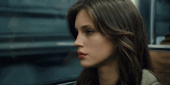 Senin Kalbini Neden Kırıyorlar?