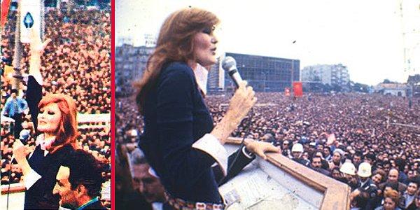 Ayrıca Şenay miting alanlarında şarkı söyleyen ilk şarkıcıydı. Bülent Ecevit'in Karaoğlan olduğu zamanlarda Ecevit'ten önce sahne alıp 'Sev Kardeşim' ve 'Hayat Bayram Olsa'yı söylerdi.