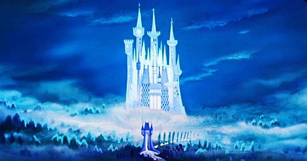 Вы должны жить в замке из "Золушки"!