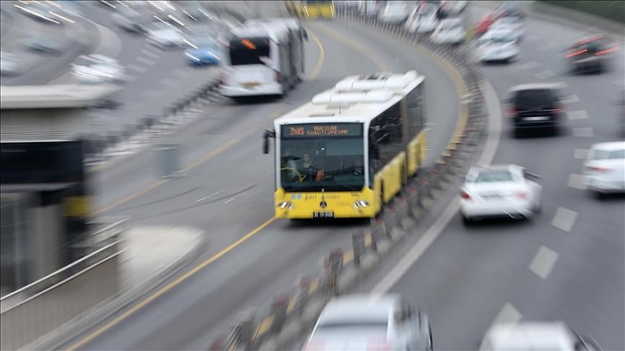 Sosyal Medyadan Yükselen #MetrobüsteTacizVar Tepkisi: 'Ben Susmayacağım, Sen Utanacaksın'