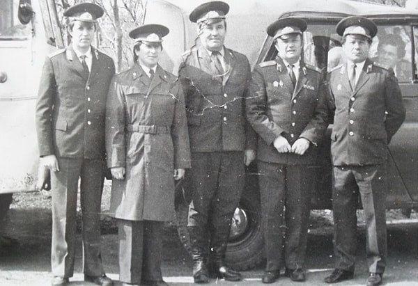 4. Что входило в обязанности ОБХСС?