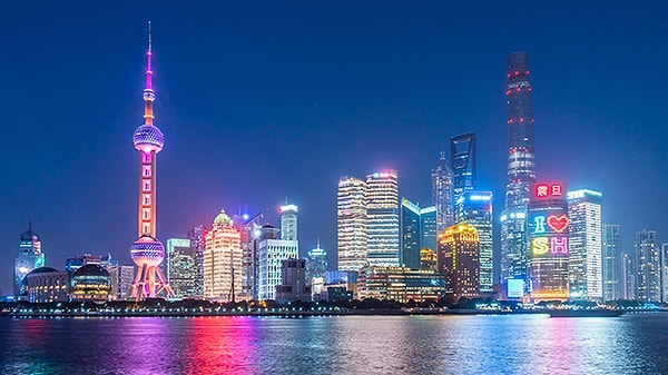 8. Эта страна считается самой древней цивилизацией мира. К тому же в этом государство на сегодняшний день - лидер по численности населения.