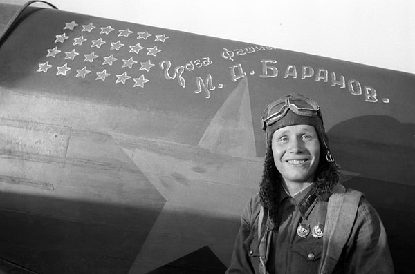 4. Герой Советского Союза Михаил Дмитриевич Баранов. Георгий Зельма, Сталинград, 1942 год.