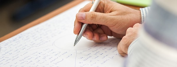 11. Бесславящий, позорящий - это по-другому...