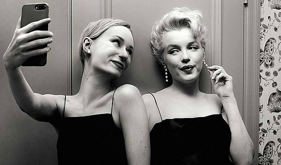 Эта девушка при помощи фотошопа отправляется в прошлое и делает селфи со знаменитостями