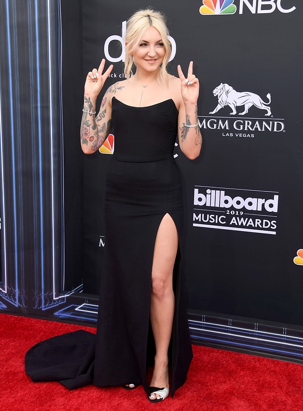 28. Джулия Майклз