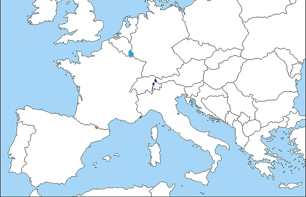 12. И последний вопрос. Назовите страну, на которую указывает стрелка: