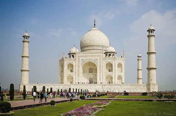 15. В каком городе расположено одно из архитектурных чудес света?