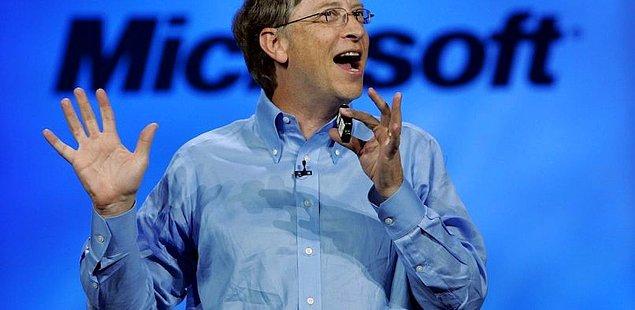Dünyanın en zengin insanlarından biri olan Microsoft'un kurucusu ve eski CEO'su Bill Gates kitap okumayı çok seviyor.