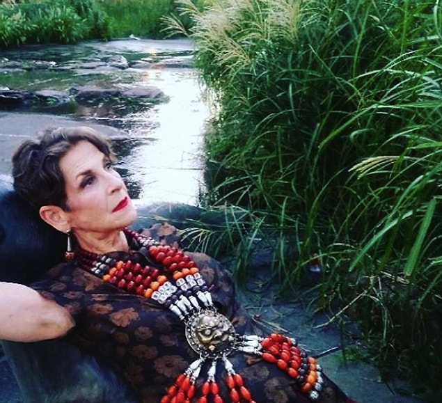 10. 69 yaşındaki moda ikonu Tziporah Salamon tasarımcı ve aynı zamanda model!