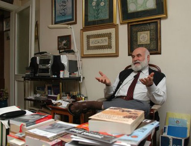 1986 - Çernobil Nükleer Santrali'ndeki patlamanın ardından, Atom Enerjisi Komisyonu Başkanı Prof. Ahmet Yüksel Özemre, "radyasyonda endişe edilecek bir şey yok" dedi.