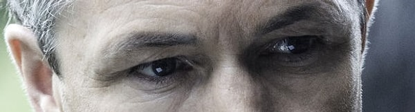 2. Чьи это глаза?