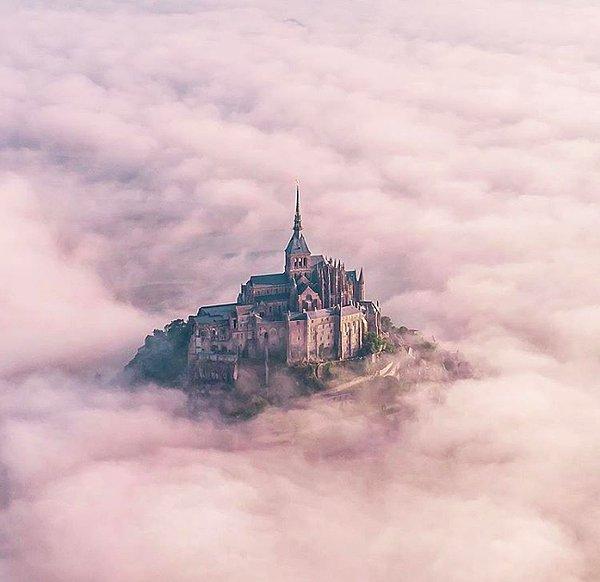 2. Mont Saint-Michel adasının nefes kesen manzarası...