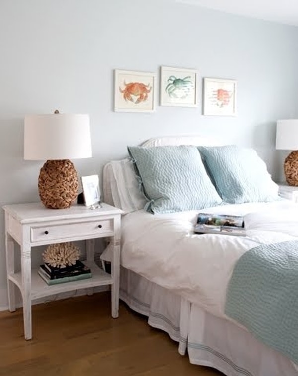 9. Опишите свою спальню: