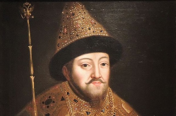 11. Какой царь правил Россией с 1613 по 1645 год?