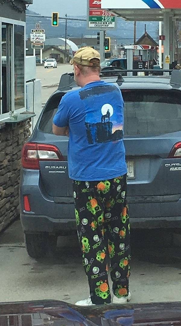 7. Ярый поклонник игровых приставок